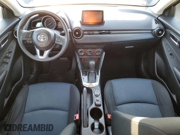 2018 Toyota Yaris with VIN 3MYDLBYV2JY322135, listed as a Copart auction lot 46371135 with 96,837 mi miles and Salvage Title. Bid and sale history available at DreamBid. Image 8.
