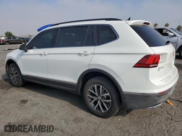 2018 Volkswagen Tiguan SEL z VIN 3VV3B7AX8JM208087, wystawiony jako Copart lot #59563715 z przebiegiem 79 863 mil mil oraz Szkoda całkowita • Salvage title. Historia ofert i sprzedaży dostępna na DreamBid. Obrazek 2.