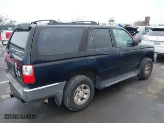 2001 Toyota 4Runner SR5 with VIN JT3GN86R410198897, listed as a IAAI auction lot 41924580 with 330,392 mi miles. Bid and sale history available at carsss.com. Image 4.
