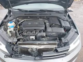 2015 Volkswagen Jetta Sedan 1.8T SE w/Connectivity with VIN 3VWD07AJ8FM260537, listed as a IAAI auction lot 41730338 with 155,724 mi miles. Bid and sale history available at carsss.com. Image 10.