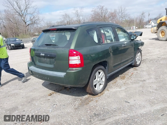 2008 Jeep Compass Sport with VIN 1J8FT47088D714924, listed as a IAAI auction lot 39488653 with 85,964 mi miles. Bid and sale history available at carsss.com. Image 4.