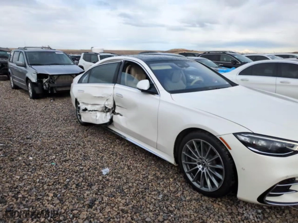 2022 Mercedes-Benz S-Class S 580 with VIN W1K6G7GB4NA067343, listed as a Copart auction lot 45412565 with 24,736 mi miles and Salvage Title. Bid and sale history available at carsss.com. Image 13.