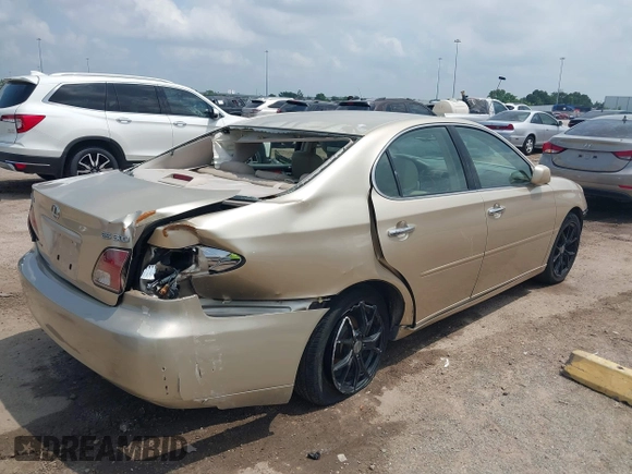 2002 Lexus ES 300 with VIN JTHBF30G620080962, listed as a IAAI auction lot 42013947 with 192,509 mi miles and . Bid and sale history available at DreamBid. Image 4.