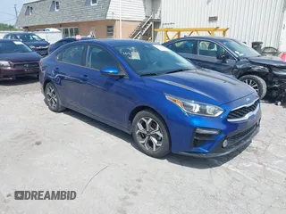 2019 Kia Forte LXS with VIN 3KPF24AD0KE118928, listed as a IAAI auction lot 39548504 with 43,573 mi miles. Bid and sale history available at carsss.com. Image 1.