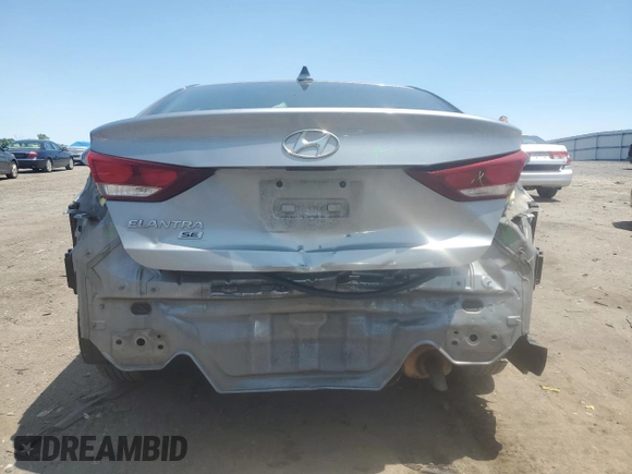 2017 Hyundai Elantra SE z VIN 5NPD74LF2HH175658, wystawiony jako Copart lot #58769035 z przebiegiem 124 740 mil mil oraz Czysty tytuł • Clean title. Historia ofert i sprzedaży dostępna na DreamBid. Obrazek 6.
