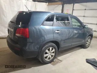 2011 Kia Sorento LX with VIN 5XYKTCA19BG023976, listed as a Copart auction lot 50568725 with 189,568 mi miles and Clean Title. Bid and sale history available at DreamBid. Image 3.
