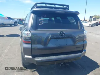 2023 Toyota 4Runner TRD Pro z VIN JTELU5JR3P6167676, wystawiony jako IAAI lot #41861287 z przebiegiem 25 795 mil mil oraz . Historia ofert i sprzedaży dostępna na DreamBid. Obrazek 16.