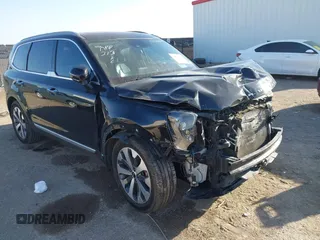 2020 Kia Telluride S with VIN 5XYP6DHC8LG050601, listed as a IAAI auction lot 41769056 with 146,682 mi miles and . Bid and sale history available at DreamBid. Image 1.