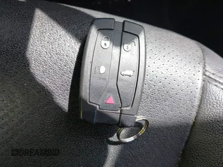 2010 Land Rover LR2 HSE z VIN SALFR2BN4AH173956, wystawiony jako IAAI lot #41795526 z przebiegiem 108 457 mil mil oraz . Historia ofert i sprzedaży dostępna na DreamBid. Obrazek 11.