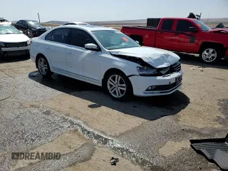 2017 Volkswagen Jetta SEL z VIN 3VWL17AJXHM282017, wystawiony jako Copart lot #52349335 z przebiegiem 107 933 mil mil oraz Szkoda całkowita • Salvage title. Historia ofert i sprzedaży dostępna na DreamBid. Obrazek 13.