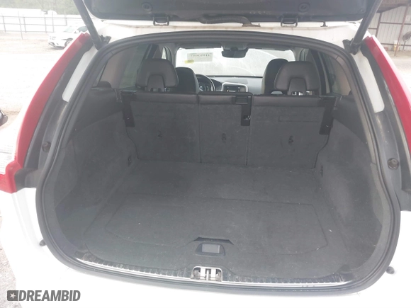 2016 Volvo XC60 T5 Platinum with VIN YV4612RM2G2788557, listed as a IAAI auction lot 41893917 with 95,257 mi miles. Bid and sale history available at carsss.com. Image 19.