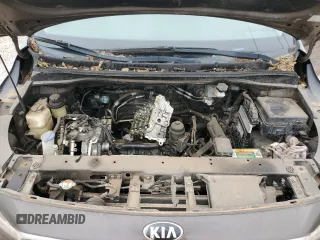 2017 Kia Sedona LX with VIN KNDMB5C15H6225424, listed as a Copart auction lot 43068985 with 187,442 mi miles and Clean Title. Bid and sale history available at carsss.com. Image 12.
