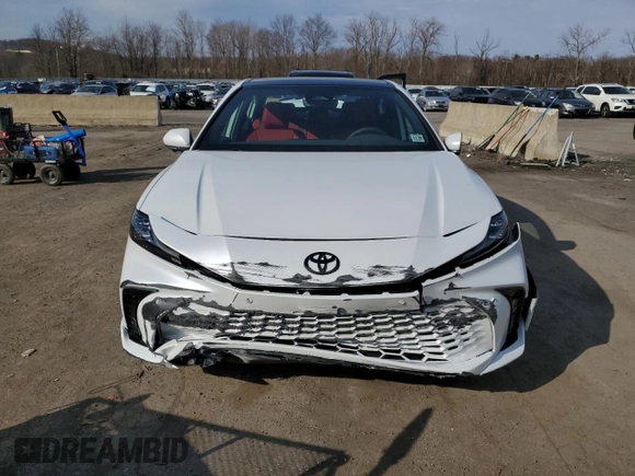 2025 Toyota Camry LE с VIN 4T1DBADK1SU517408, выставлен на аукционе Copart как лот 49712205 с пробегом 3 700 миль миль и Списание • Salvage title. История ставок и продаж доступна на DreamBid. Изображение 5.