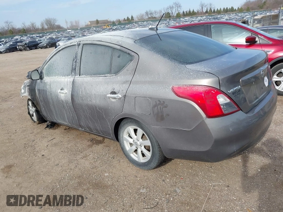2012 Nissan Versa SL with VIN 3N1CN7AP2CL811697, listed as a IAAI auction lot 41813804 with 1 mi miles. Bid and sale history available at carsss.com. Image 3.
