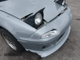 1992 Mazda MX-5 Miata z VIN JM1NA3514N0314487, wystawiony jako IAAI lot #42036631 z przebiegiem 125 882 mil mil oraz . Historia ofert i sprzedaży dostępna na DreamBid. Obrazek 12.