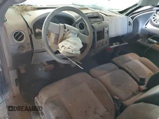 2007 Ford F-150 XL z VIN 1FTPX12V77FA81045, wystawiony jako Copart lot #57550105 z przebiegiem Nie podano mil oraz Szkoda całkowita • Salvage title. Historia ofert i sprzedaży dostępna na DreamBid. Obrazek 8.