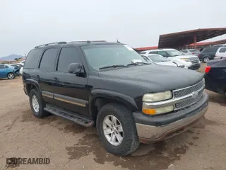 2005 Chevrolet Tahoe LT with VIN 1GNEC13T25R195635, listed as a IAAI auction lot 41581082 with 353,913 mi miles. Bid and sale history available at carsss.com. Image 1.