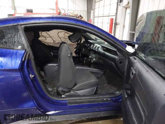 2016 Ford Mustang V6 with VIN 1FA6P8AM8G5260896, listed as a IAAI auction lot 41572640 with 80,249 mi miles and . Bid and sale history available at carsss.com. Image 5.