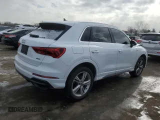 2020 Audi Q3 S line Premium with VIN WA1DECF31L1125362, listed as a Copart auction lot 42122605 with 39,407 mi miles and Salvage Title. Bid and sale history available at carsss.com. Image 3.