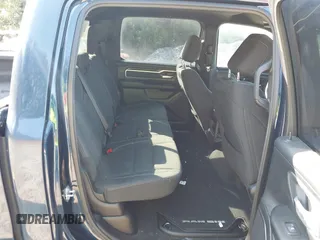 2019 Ram 1500 Big Horn z VIN 1C6RRFFG0KN909003, wystawiony jako IAAI lot #39513660 z przebiegiem 84 291 mil mil oraz . Historia ofert i sprzedaży dostępna na DreamBid. Obrazek 8.