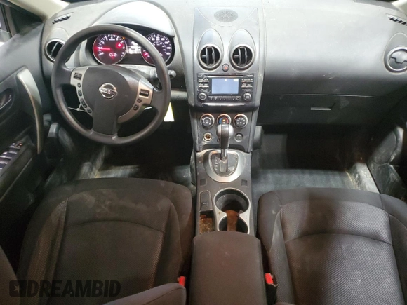 2015 Nissan Rogue S z VIN JN8AS5MV7FW260231, wystawiony jako Copart lot #51012055 z przebiegiem 138 582 mil mil oraz Tytuł czysty. Historia ofert i sprzedaży dostępna na DreamBid. Obrazek 8.