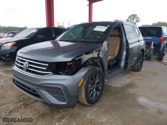 2022 Volkswagen Tiguan SE with VIN 3VV3B7AX0NM159344, listed as a IAAI auction lot 40788371 with 29,938 mi miles. Bid and sale history available at carsss.com. Image 19.