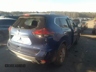2018 Nissan Rogue SV with VIN KNMAT2MV8JP589255, listed as a IAAI auction lot 41270316 with 170,895 mi miles. Bid and sale history available at carsss.com. Image 4.
