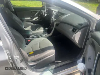 2013 Hyundai Elantra GLS с VIN KMHDH4AE2DU83581, выставлен на аукционе Copart как лот 59219095 с пробегом 154 778 миль миль и Чистый • Clean title. История ставок и продаж доступна на DreamBid. Изображение 5.