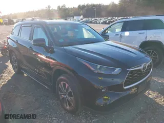 2023 Toyota Highlander L with VIN 5TDKDRBH6PS012682, listed as a IAAI auction lot 40848923 with 28,011 mi miles. Bid and sale history available at carsss.com. Image 1.