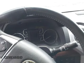 2019 Toyota Tundra SR5 z VIN 5TFHY5F17KX797348, wystawiony jako IAAI lot #41905558 z przebiegiem Nie podano mil oraz . Historia ofert i sprzedaży dostępna na DreamBid. Obrazek 7.