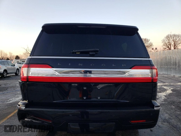 2020 Lincoln Navigator Black Label z VIN 5LMJJ3TTXLEL07264, wystawiony jako Copart lot #85087844 z przebiegiem 55 109 mil mil oraz Szkoda całkowita • Salvage title. Historia ofert i sprzedaży dostępna na DreamBid. Obrazek 6.