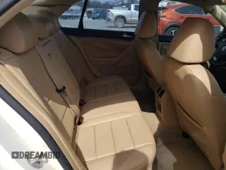 2009 Volkswagen Jetta SE with VIN 3VWRM71K29M038941, listed as a Copart auction lot 49894255 with 193,057 mi miles and Salvage title. Bid and sale history available at DreamBid. Image 10.