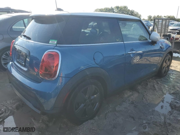 2022 MINI Hardtop 2 Door Cooper with VIN WMW33DH02N2P85808, listed as a Copart auction lot 74050534 with 0 mi miles and Non Repairable. Bid and sale history available at carsss.com. Image 3.