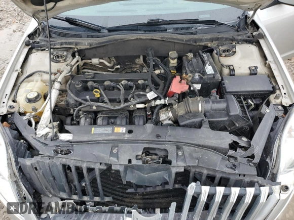 2010 Mercury Milan z VIN 3MEHM0HA1AR600594, wystawiony jako Copart lot #55556105 z przebiegiem 107 671 mil mil oraz Szkoda całkowita • Salvage title. Historia ofert i sprzedaży dostępna na DreamBid. Obrazek 11.