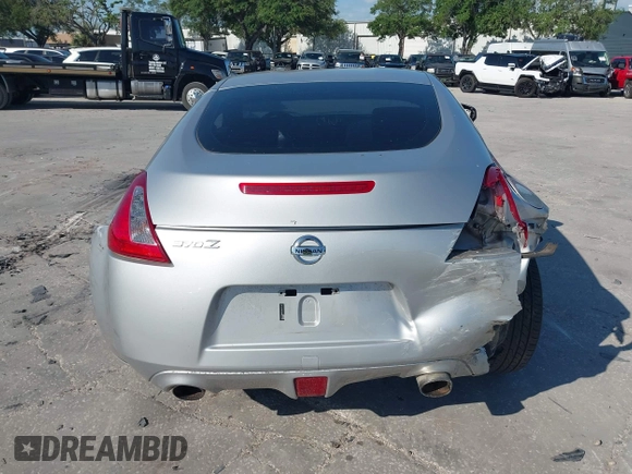 2017 Nissan 370Z with VIN JN1AZ4EHXHM951104, listed as a IAAI auction lot 41992380 with 118,356 mi miles. Bid and sale history available at carsss.com. Image 17.