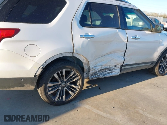 2017 Ford Explorer Platinum с VIN 1FM5K8HT9HGA78465, выставлен на аукционе IAAI как лот 41839665 с пробегом 87 937 миль миль и . История ставок и продаж доступна на DreamBid. Изображение 6.