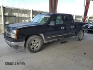 2005 Chevrolet Silverado 1500 LS z VIN 2GCEC13T451267646, wystawiony jako Copart lot #57162095 z przebiegiem 207 675 mil mil oraz Nie do naprawy. Historia ofert i sprzedaży dostępna na DreamBid. Obrazek 1.