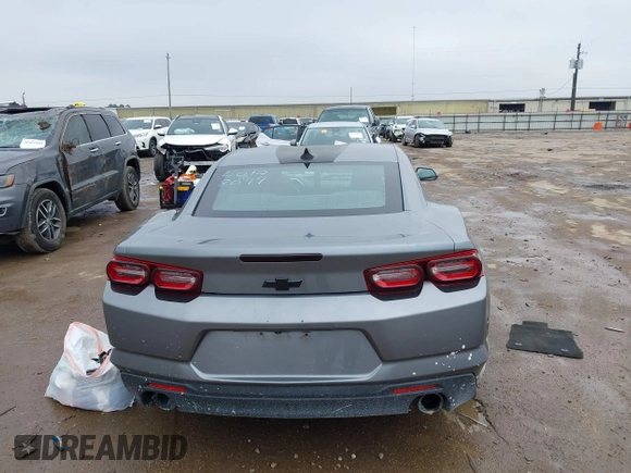 2020 Chevrolet Camaro 1LT z VIN 1G1FB1RX9L0128079, wystawiony jako IAAI lot #41173693 z przebiegiem 88 846 mil mil oraz . Historia ofert i sprzedaży dostępna na DreamBid. Obrazek 16.