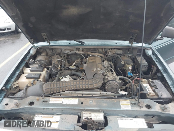 1997 Ford Ranger XLT with VIN 1FTCR14X3VPB26481, listed as a IAAI auction lot 41573728 with 209,256 mi miles. Bid and sale history available at carsss.com. Image 10.