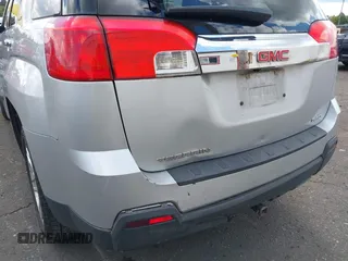 2012 GMC Terrain SLT-1 z VIN 2GKFLVEK3C6187422, wystawiony jako IAAI lot #42115432 z przebiegiem 147 753 mil mil oraz . Historia ofert i sprzedaży dostępna na DreamBid. Obrazek 18.