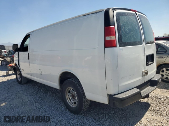 2006 Chevrolet Express Cargo Van with VIN 1GCGG25V161254426, listed as a Copart auction lot 71382854 with Not Provided miles and Salvage Title. Bid and sale history available at carsss.com. Image 2.