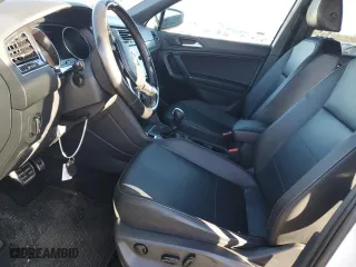 2020 Volkswagen Tiguan SE with VIN 3VV3B7AX6LM137524, listed as a Copart auction lot 49268985 with 124,407 mi miles and Salvage Title. Bid and sale history available at carsss.com. Image 7.