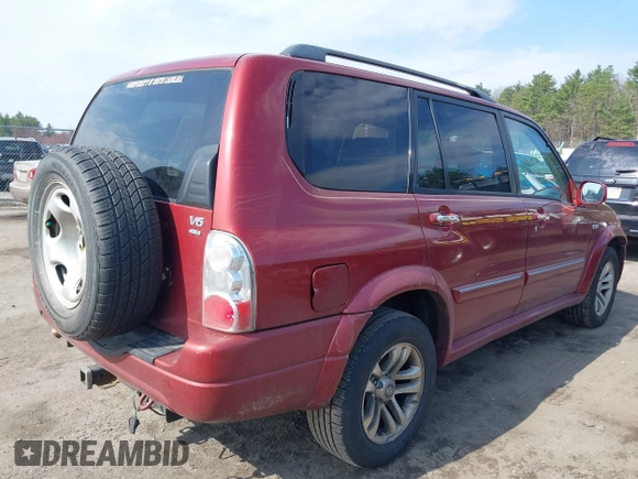 2004 Suzuki XL-7 LX with VIN JS3TX92V044105157, listed as a IAAI auction lot 42036497 with 244,104 mi miles. Bid and sale history available at carsss.com. Image 4.