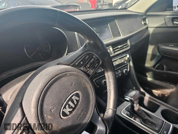 2018 Kia Optima LX with VIN 5XXGT4L3XJG247495, listed as a Copart auction lot 47901335 with 93,253 mi miles and Clean Title. Bid and sale history available at carsss.com. Image 9.