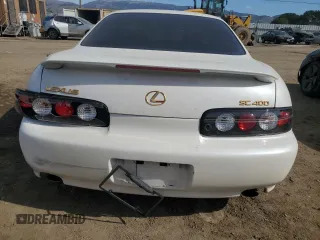 1998 Lexus SC 400 z VIN JT8CH32Y9W1001434, wystawiony jako Copart lot #44635385 z przebiegiem 125 440 mil mil oraz Szkoda całkowita • Salvage title. Historia ofert i sprzedaży dostępna na DreamBid. Obrazek 6.