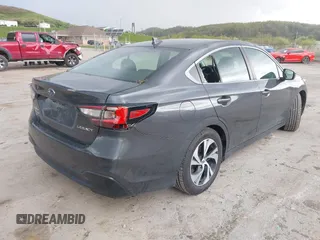 2021 Subaru Legacy Premium z VIN 4S3BWAC6XM3015767, wystawiony jako IAAI lot #42117344 z przebiegiem 50 639 mil mil oraz . Historia ofert i sprzedaży dostępna na DreamBid. Obrazek 4.
