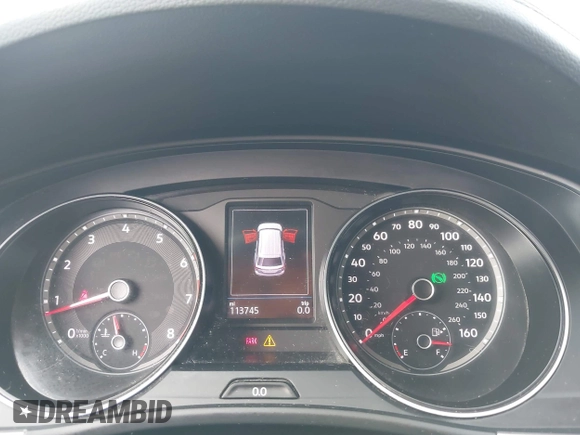 2020 Volkswagen Atlas SE with VIN 1V2LR2CA3LC504532, listed as a IAAI auction lot 42319148 with 113,745 mi miles and . Bid and sale history available at DreamBid. Image 7.