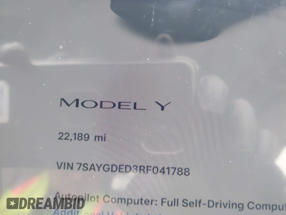 2024 Tesla Model Y z VIN 7SAYGDED3RF041788, wystawiony jako IAAI lot #42644453 z przebiegiem 22 189 mil mil oraz . Historia ofert i sprzedaży dostępna na DreamBid. Obrazek 15.