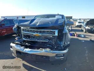 2015 Chevrolet Silverado 1500 LT with VIN 3GCUKREC5FG308790, listed as a IAAI auction lot 41879712 with 85,015 mi miles. Bid and sale history available at carsss.com. Image 6.