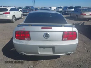 2006 Ford Mustang GT Deluxe with VIN 1ZVFT82H965232561, listed as a IAAI auction lot 41790551 with 222,967 mi miles and . Bid and sale history available at carsss.com. Image 16.